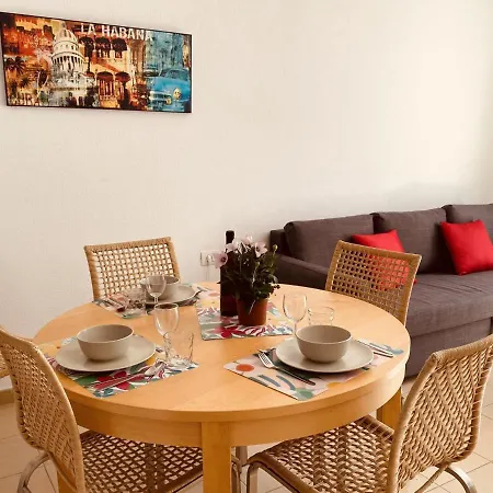 Sol Y Luna Адехе